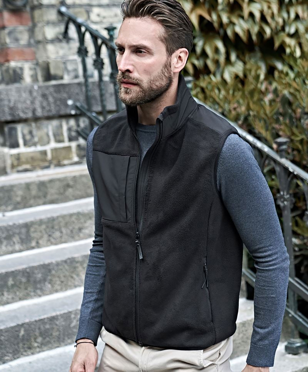 9122-black-black Herren Fleece Bodywarmer Mountain Tee Jays 9122