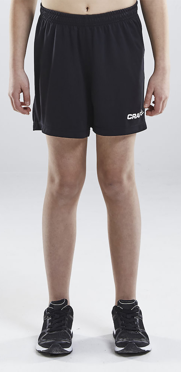1905586-model black