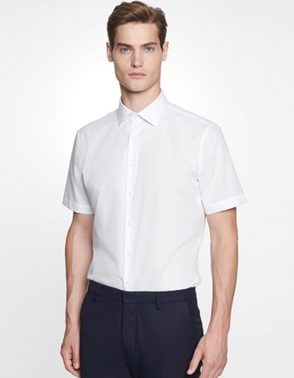 21001-Model1 Men´s Shirt Shaped Fit Short Sleeve Seidensticker 21001