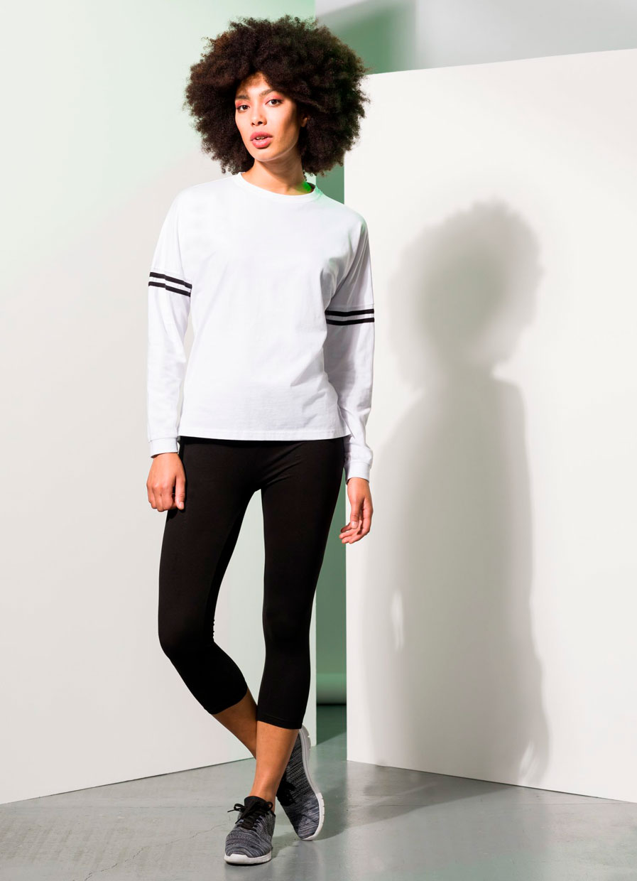 SK068_BLACK_SF514_WHITEBLACKSTRIPES_21_01-scaled Unisex Drop Shoulder Slogan Top Skinnifit SF514