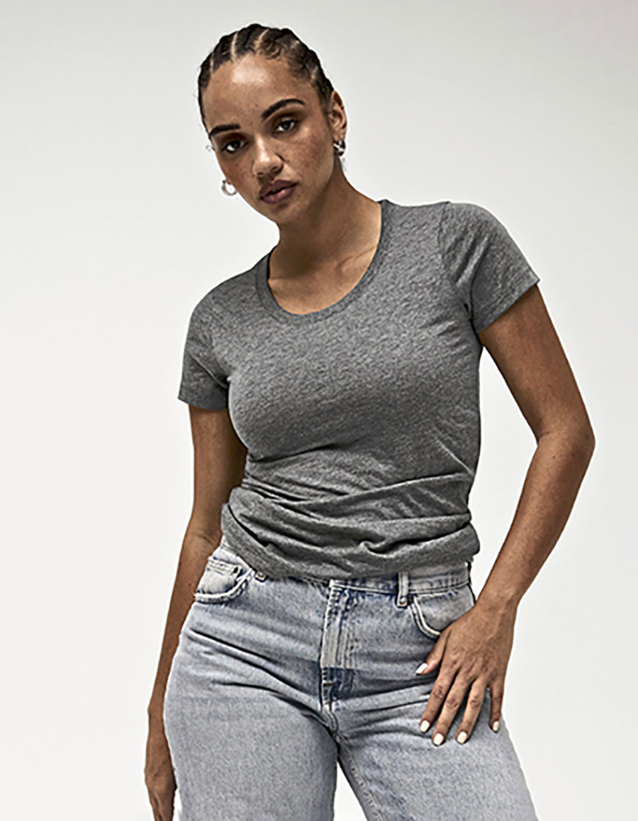 Triblend Crew Neck T-Shirt Woman Bella+Canvas 8413 Triblend Crew Neck T-Shirt Woman Bella+Canvas 8413