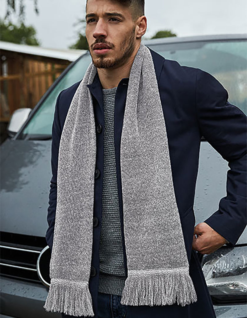 CB470-Model Classic Knitted Scarf Beechfield Beechfield B470