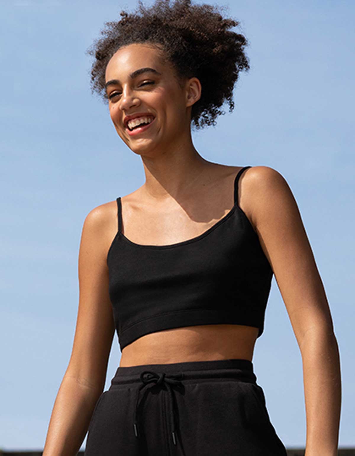 SF230-Model Women´s Sustainable Fashion Cropped Cami Top SF230