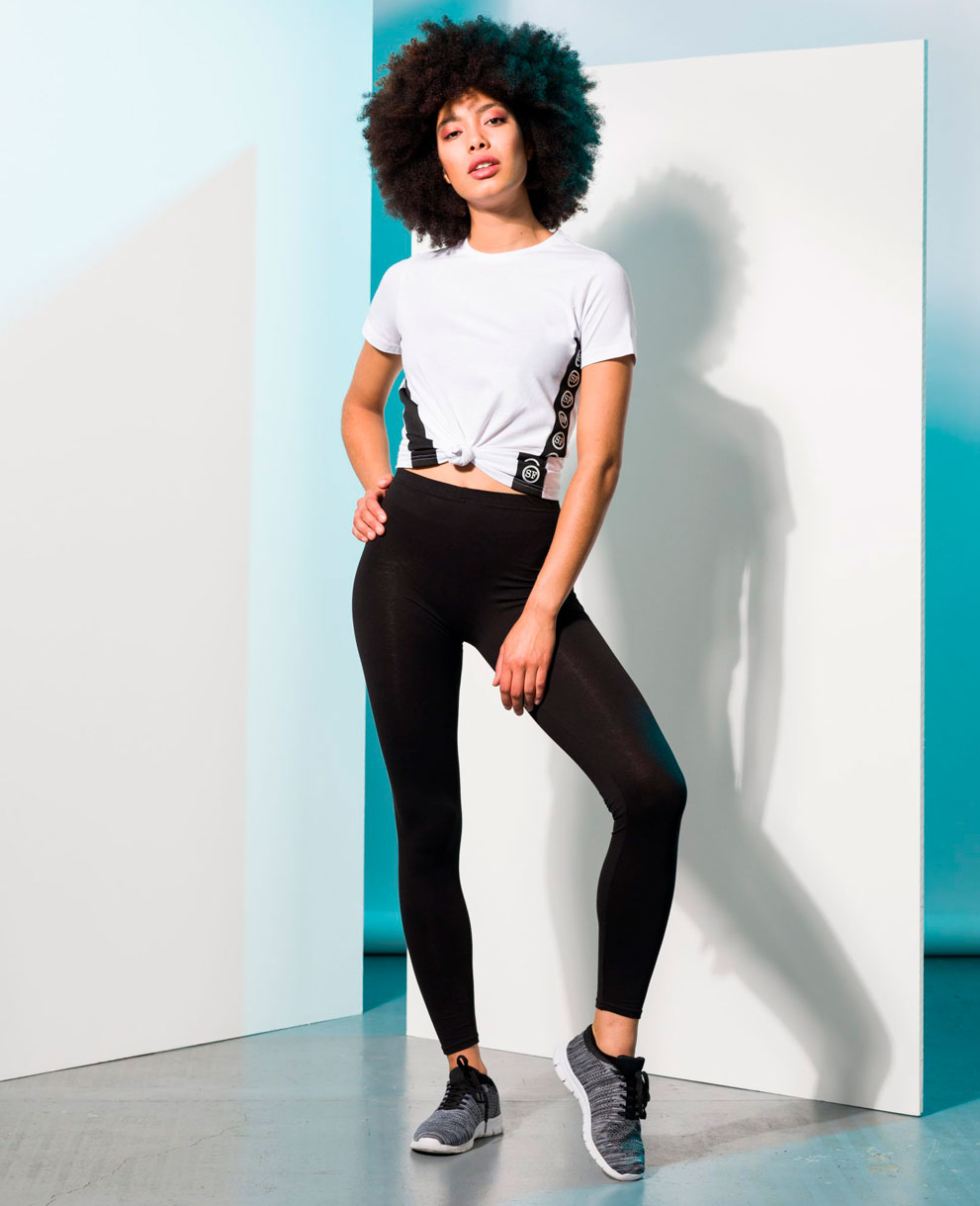 SK064_BLACK_SF253_WHITEBLACK_21_01-scaled